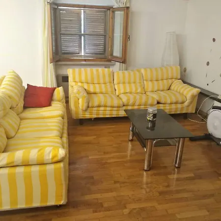 San Martino Delfico 42 아파트 페루자
